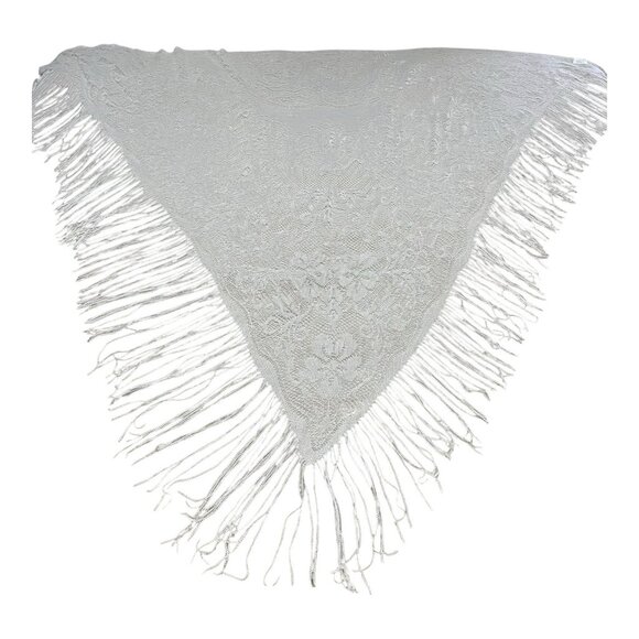 Vintage 1980s White Lace Fringe Shawl – Made in Japan – 60% Rayon 40% Nylon Tria - Picture 2 of 6